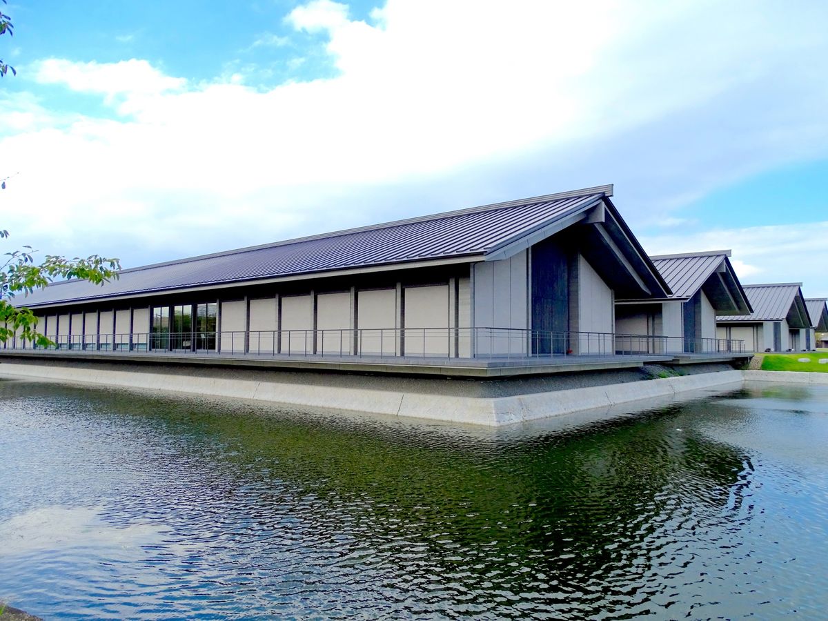 平城宮いざない館（朱雀門ひろば）